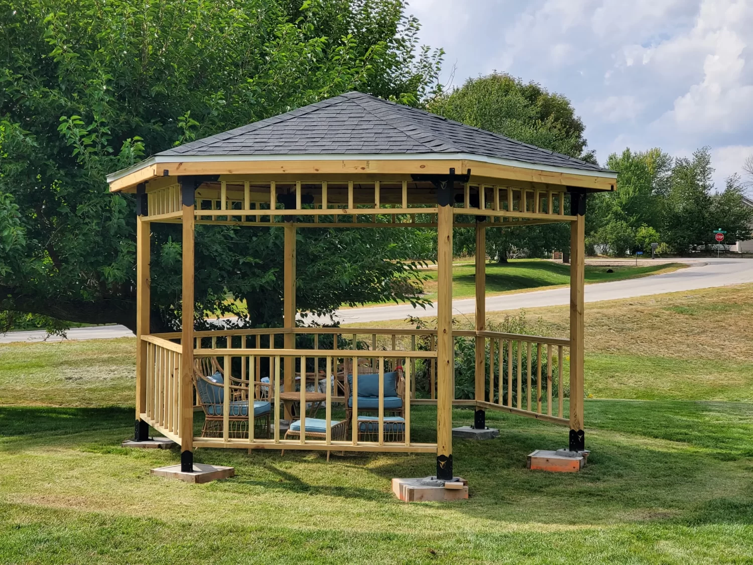 20230916_145818 hexagon gazebo on footings